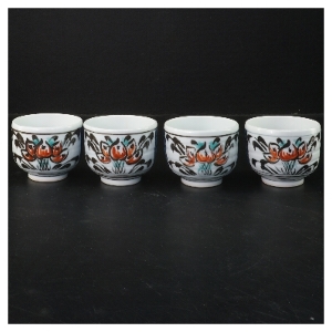 Japanske sake kopper (4 styk, 7,5x6,5 cm)