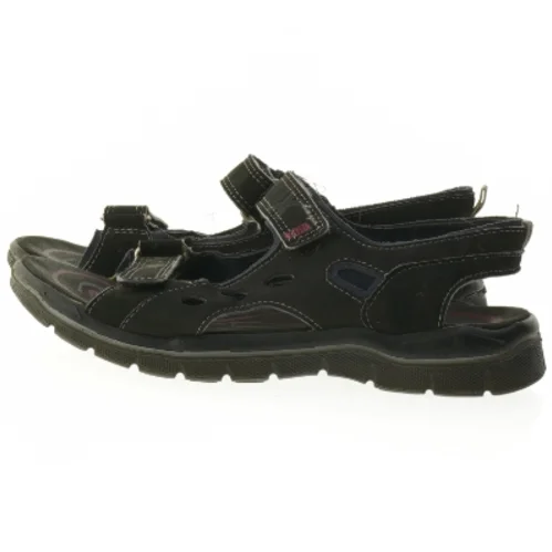 Sorte sandaler (str. 35)