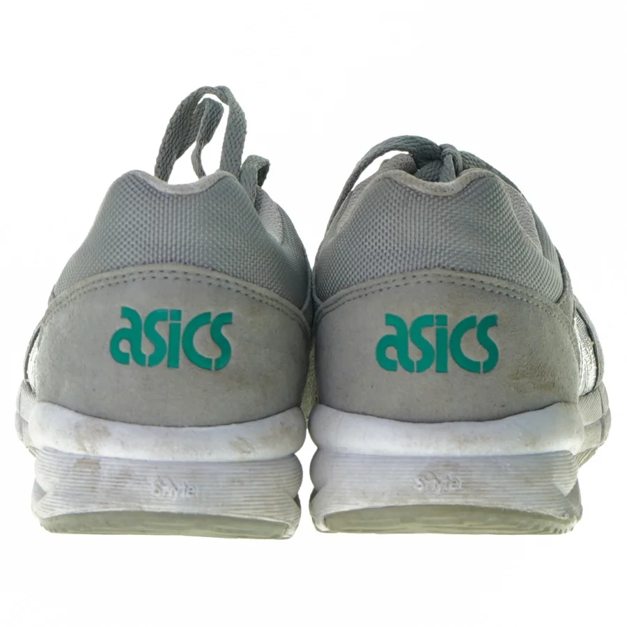 løbesko fra Asics (str. 37.5)