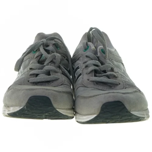 løbesko fra Asics (str. 37.5)