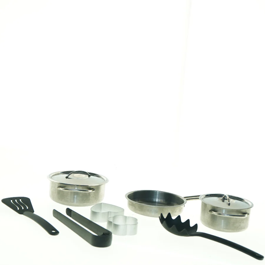 Køkkenredskabssæt til børn fra Ikea (str. Ø 7 cm til 9 cm)