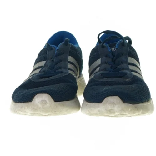 Sko fra Adidas (str. 36)