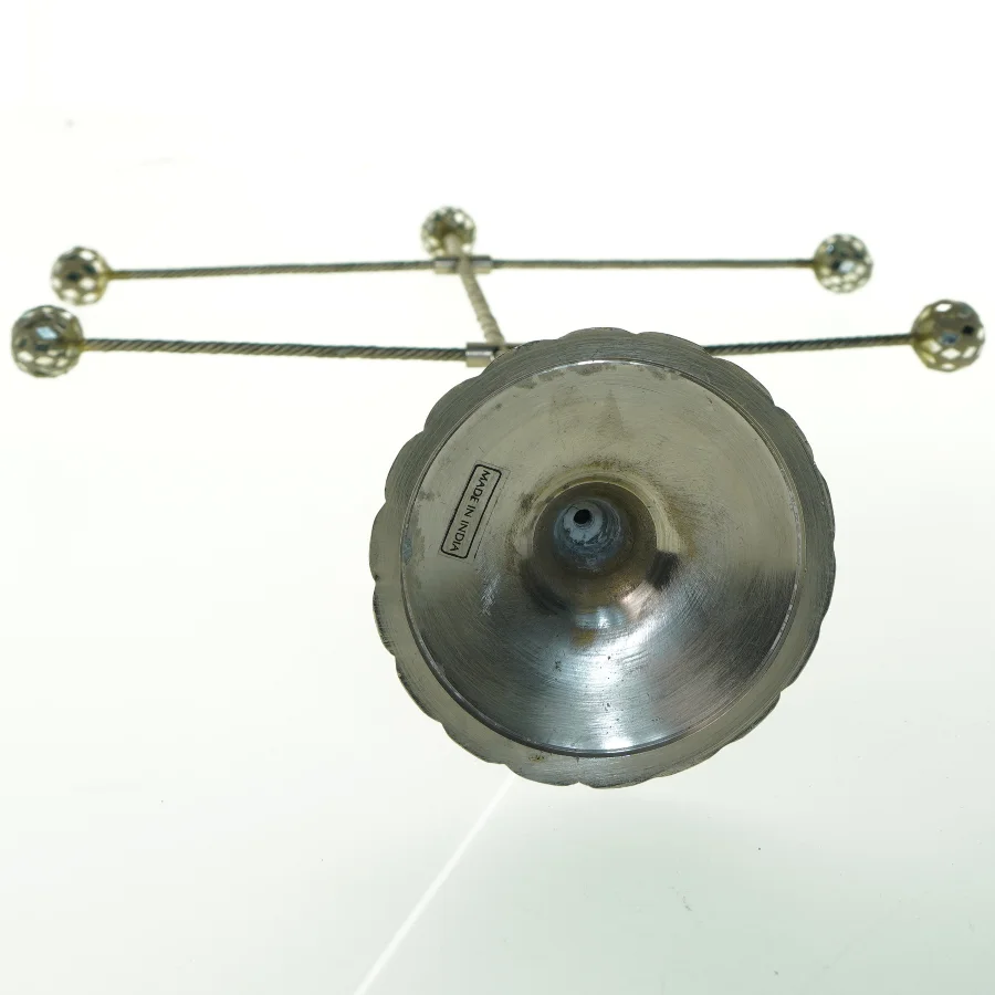 Messinglysestage med glaskugler (str. 52x36x11,5 cm)