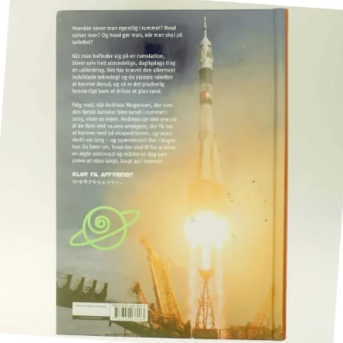 Vil du med i rummet? (Bog)