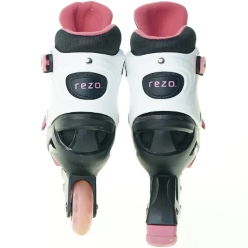 Rulleskøjter fra Rezo (str. 31)