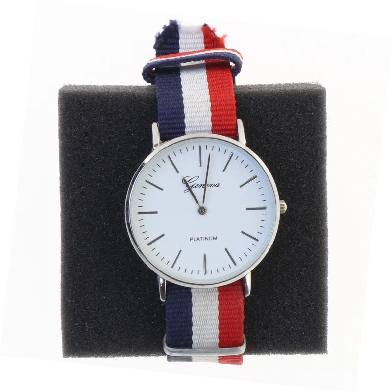 Armbåndsur med stribet rem fra Geneva (str. 23,5 cm)
