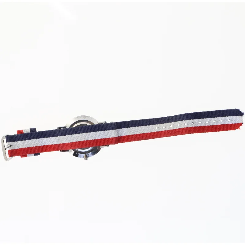 Armbåndsur med stribet rem fra Geneva (str. 23,5 cm)