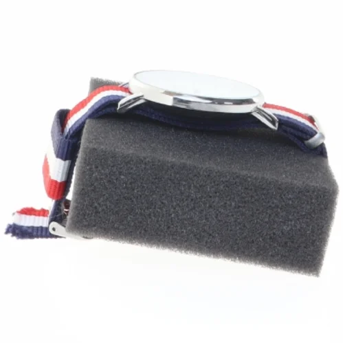 Armbåndsur med stribet rem fra Geneva (str. 23,5 cm)