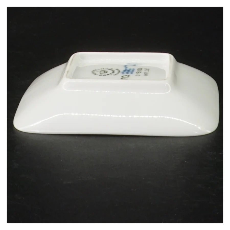 Royal Copenhagen Dybbøl Mølle askebæger fra Royal Copenhagen (str. 10,5 x 10,5 cm)