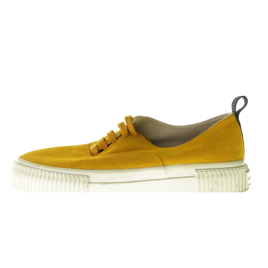 Sneakers fra H&M (str. 39)
