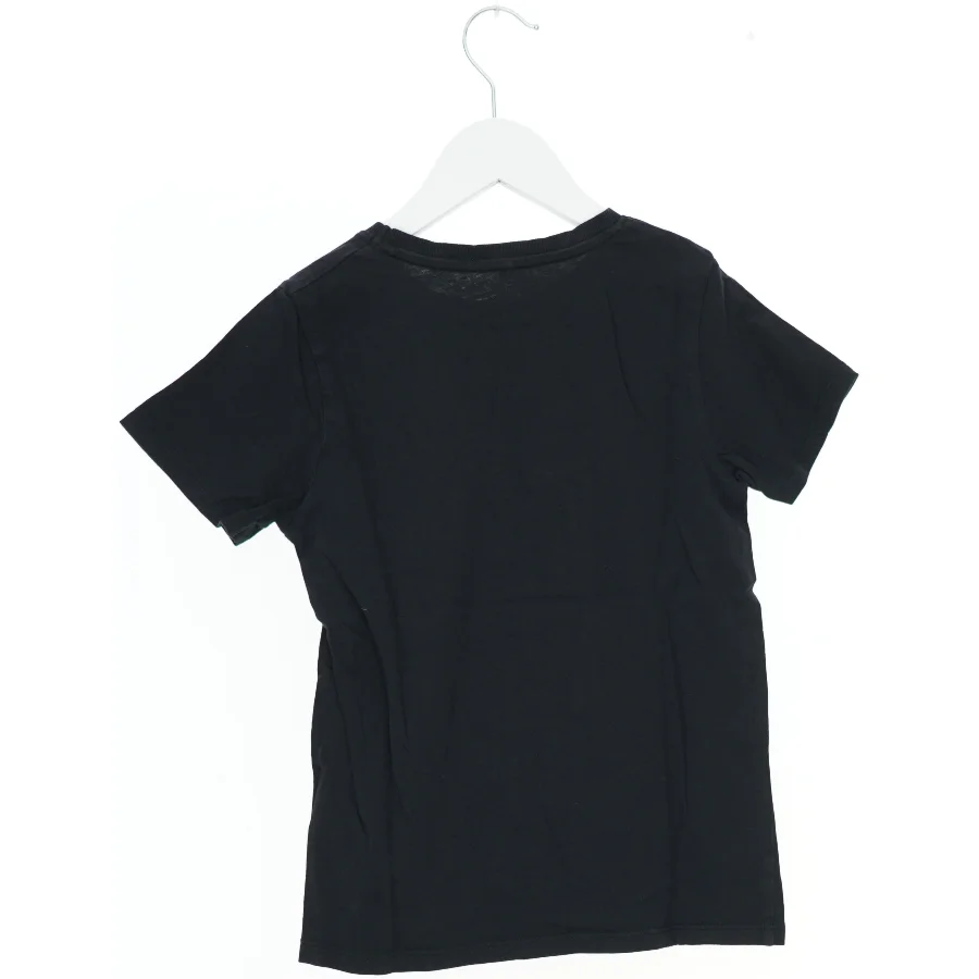 Sort T-shirt med tryk fra Name It (str. 134)