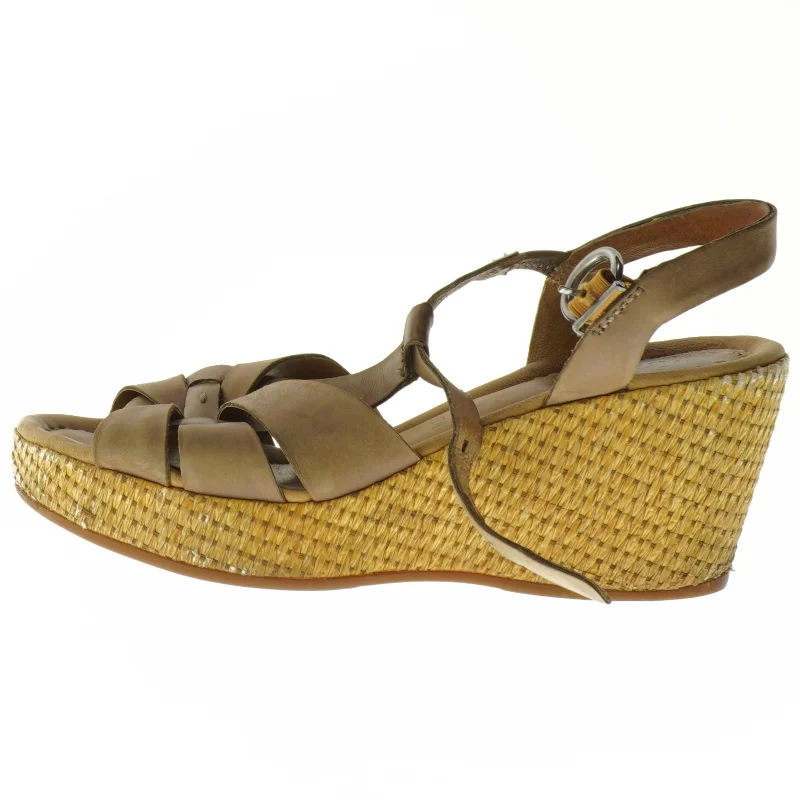 Brune sandaler med kilehæl fra Gabor (str. 38 )