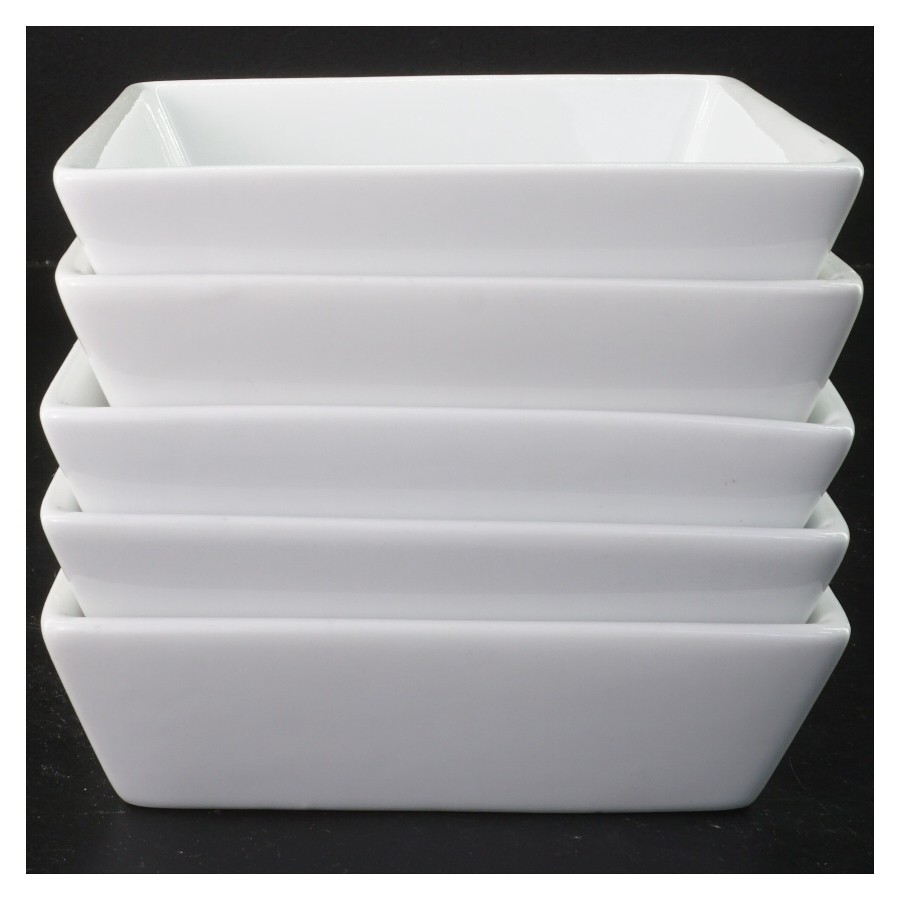 Hvide porcelæn tallerkener fra aida (str. 15x15 cm)