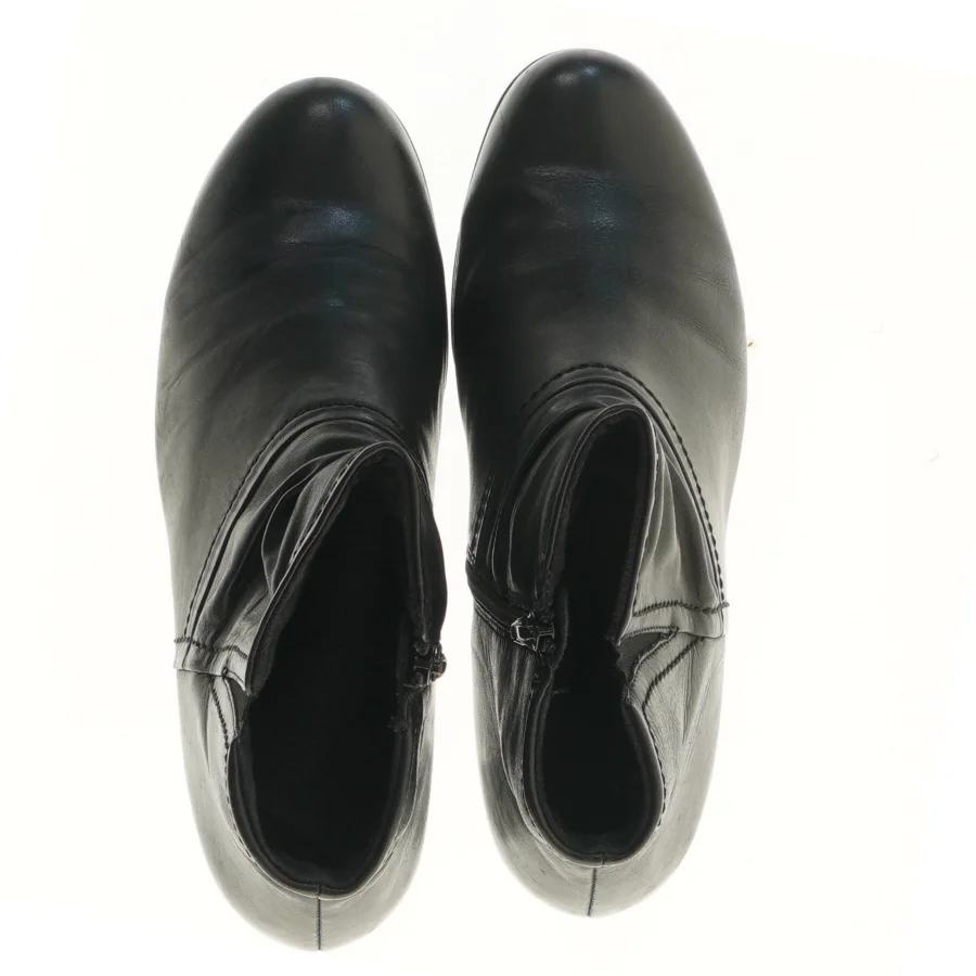 Sort støvle i størrelse 39 fra Gabor (str. 39 )