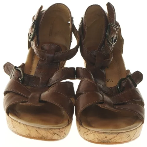 Brune læderkilesandaler fra Gabor (str. 39 )