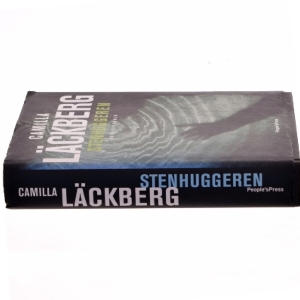 Stenhuggeren : kriminalroman af Camilla Läckberg (Bog)