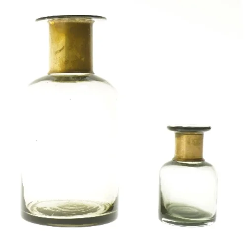 Glasflasker med messinghals (str. 2 stk 23,5 & 11 cm)