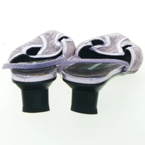 Lilla damesko med lav hæl fra Ilse Jacobsen Hornbæk (str. 37 )