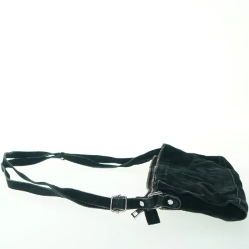 Sort skuldertaske med lommer fra Nunoo (str. 25x15 cm)