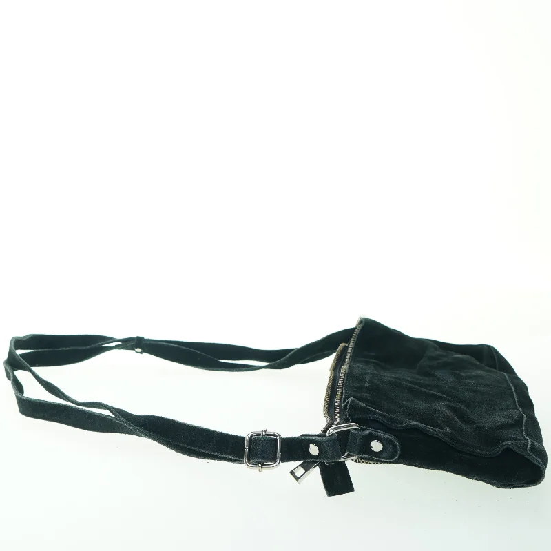 Sort skuldertaske med lommer fra Nunoo (str. 25x15 cm)