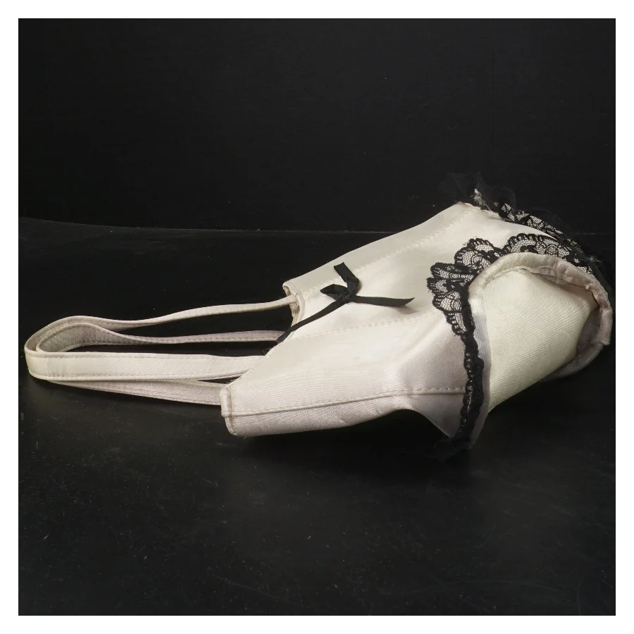 Taske i form af trusser (str. 17x28x9 cm)