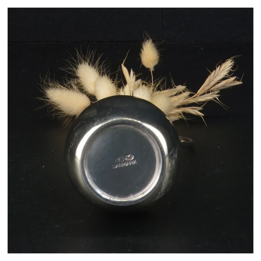 Metalkande med tørrede kviste (str. 27 x 6 cm)