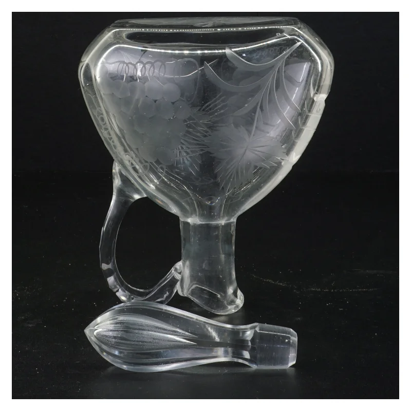 GLaskaraffel med tilhørende prop (str. 23 x 14 cm)