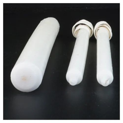 Hvide stearinlys (str. 27 x 4 cm og 23 x 2 cm)