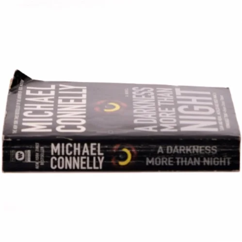 A Darkness More Than Night af Michael Connelly (Bog)