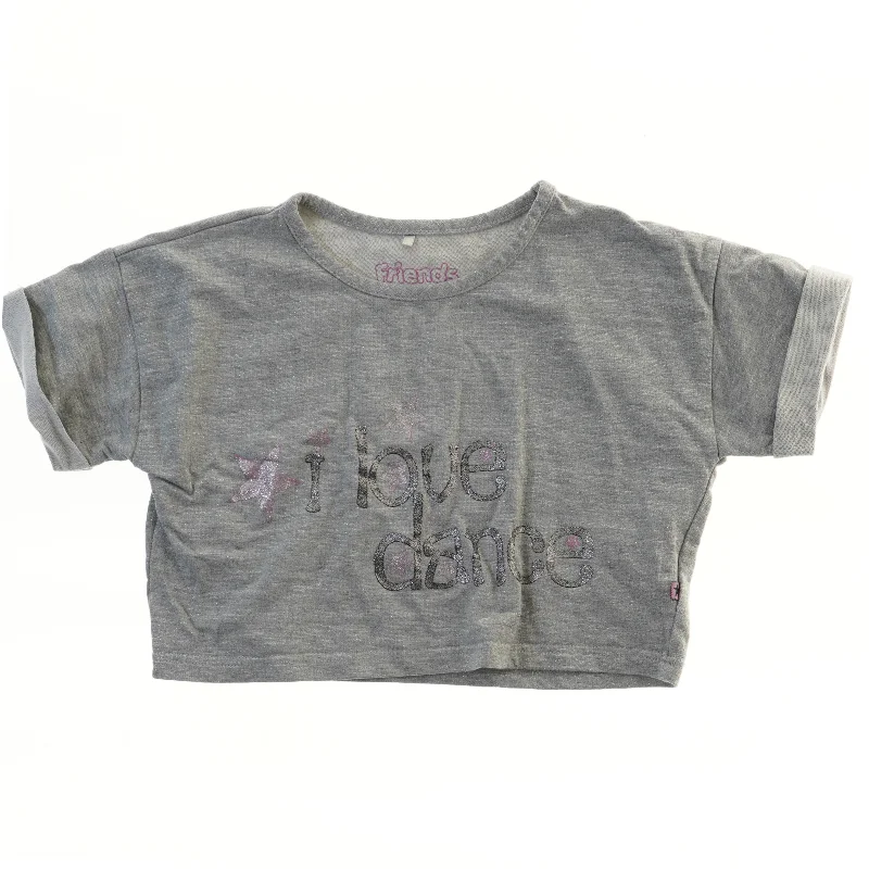 Grå T-shirt med tekst fra Friends (str. 122)