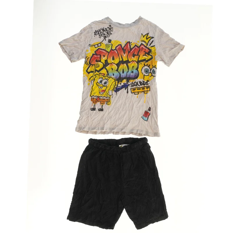 Sæt med T-shirt og shorts med SpongeBob tema fra H&M (str. 146)