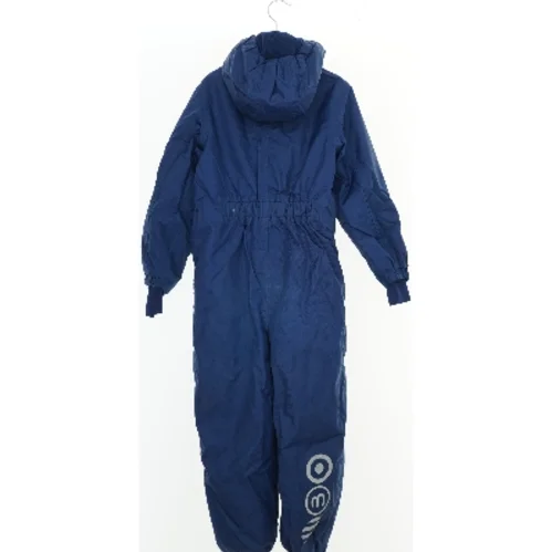 Flyverdragt med hætte fra Minymo (str. 128)