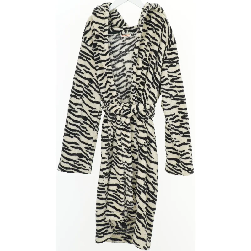 Badekåbe med zebra mønster fra Bluezoo (str. 152)