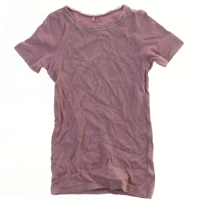 Pigekjole med blondekanter fra Name It (str. 122)