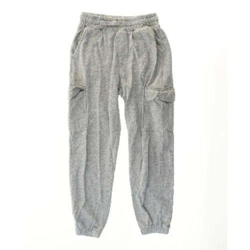 Grå cargo bukser fra H&M (str. 164)