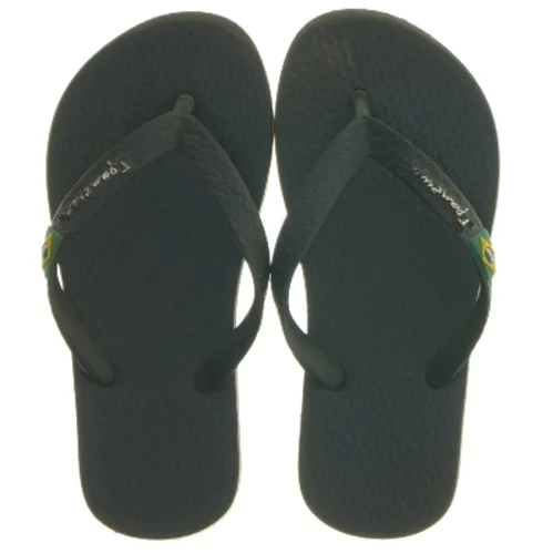 Sort klip-klapper med Brasilien Flag fra Ipanema (str. 25 )