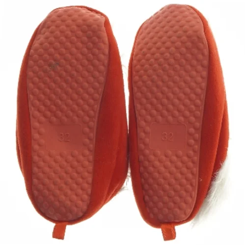 Julesutsko med nisse ansigt (str. 32 )