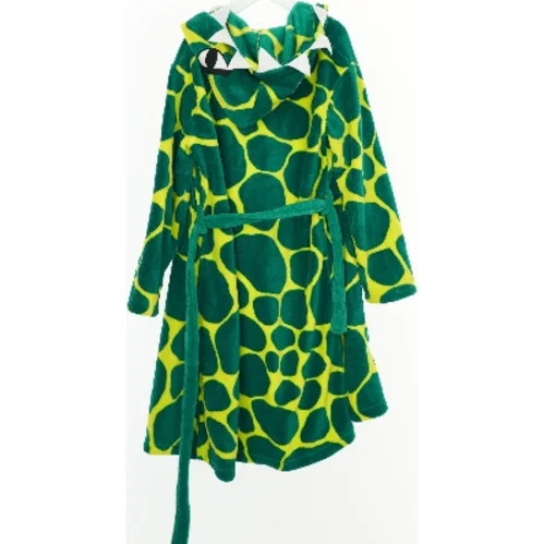 Badekåbe med dino-design fra H&M (str. 140)