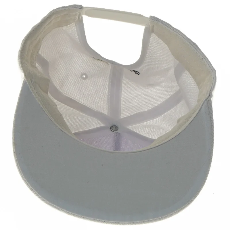 Kasket med kattemotiv fra Brit (str. Ø 20 cm)