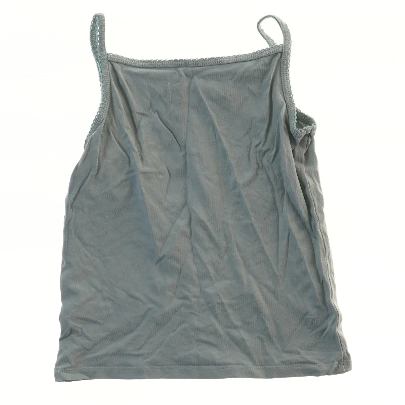 Grå top med stropper fra H&M (str. 110)