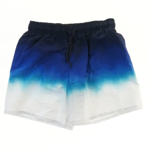 Badebukser med gradient mønster fra H&M (str. 146)