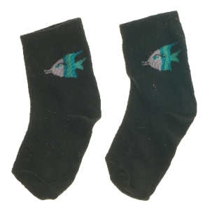 Små sorte sokker med fiskeprint (str. 12 cm)