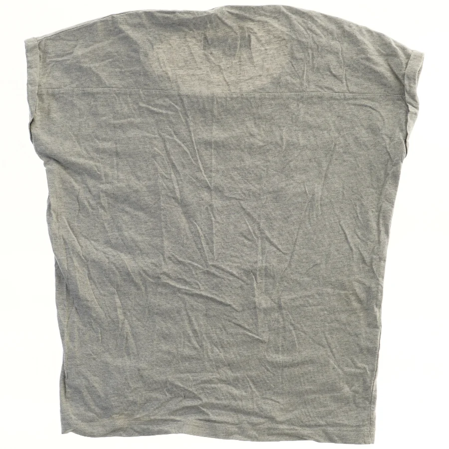 Grå T-shirt med hjerte fra Milk Copenhagen (str. 122)