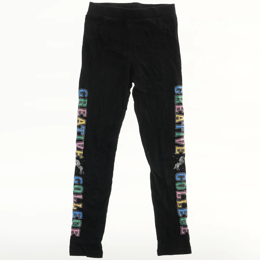 Sort leggings med tekst fra H&M (str. 140)