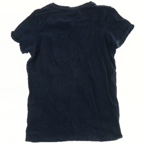 Kortærmet T-shirt med MGP 20 tryk (str. 122)