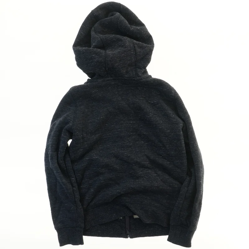 Hættetrøje med lynlås fra H&M (str. 134)