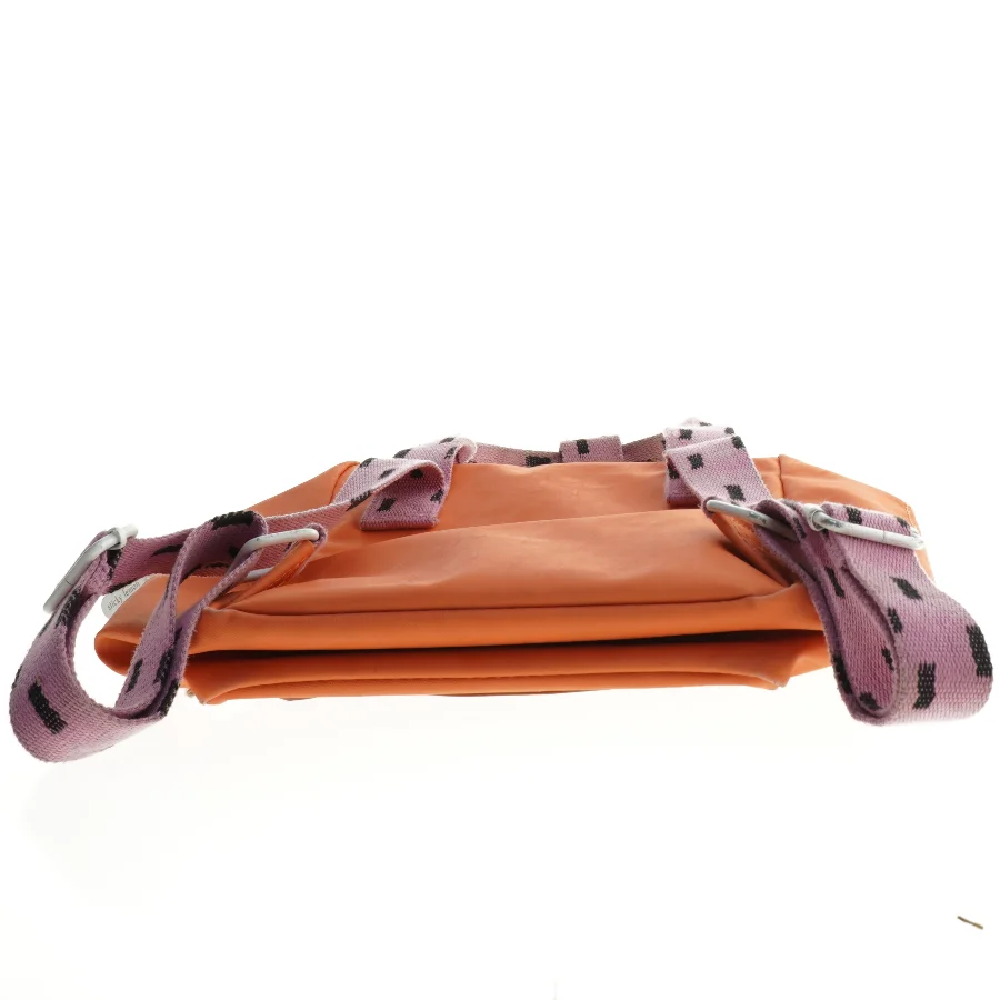 Håndtaske i koral (str. 33 x 27 cm)