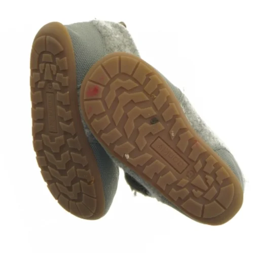 Uldne hjemmesko (str. 23)