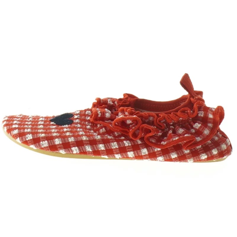 Børnesko med ternet mønster (str. 26-27 )