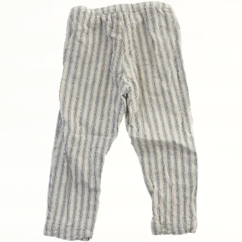 Stribede bukser fra Huttelihut (str. 104)